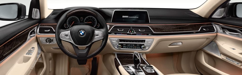 BMW X7 4.0i xDrive (3rd Row SUV)