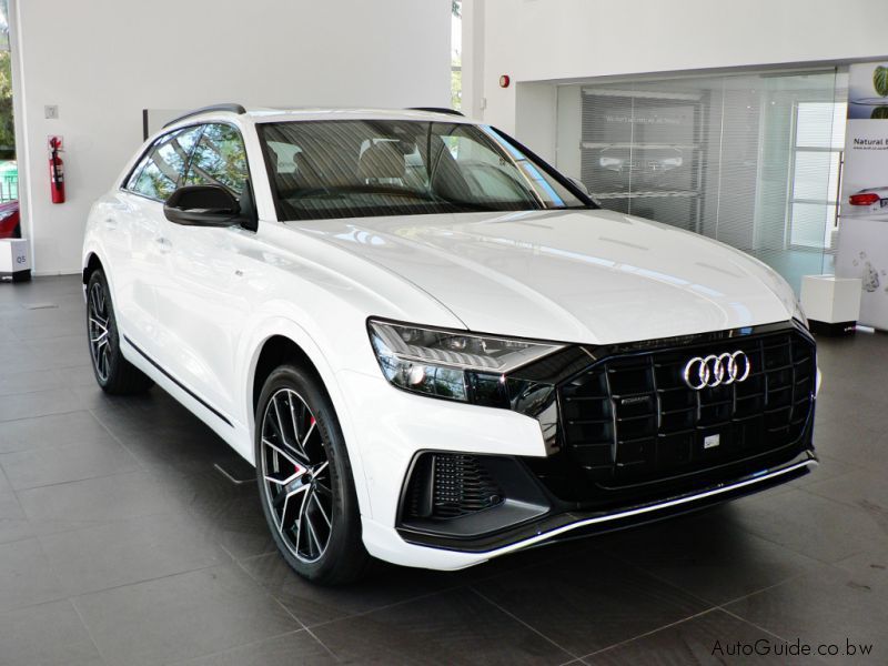 Audi Q8 Premium Plus