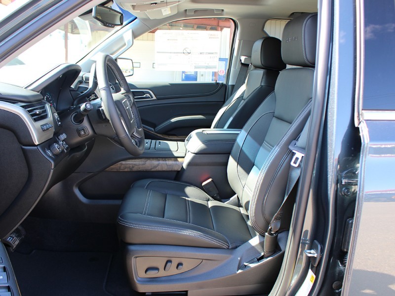GMC Yukon XL SLT