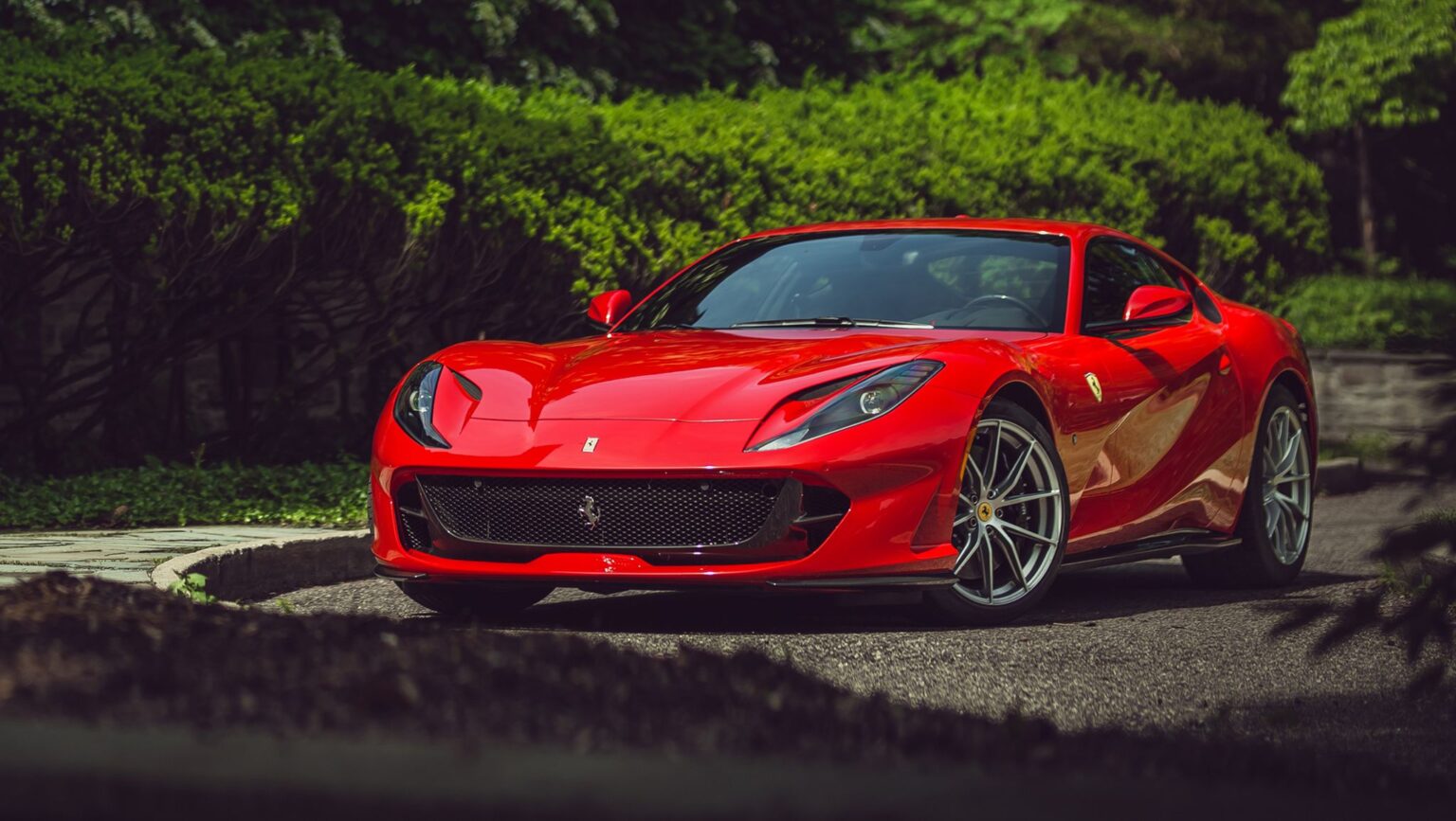 2021 ferrari 812 superfast price